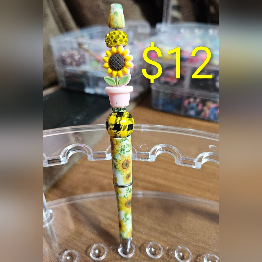 Sunflower Patterned Pen - Picture 2 of 2